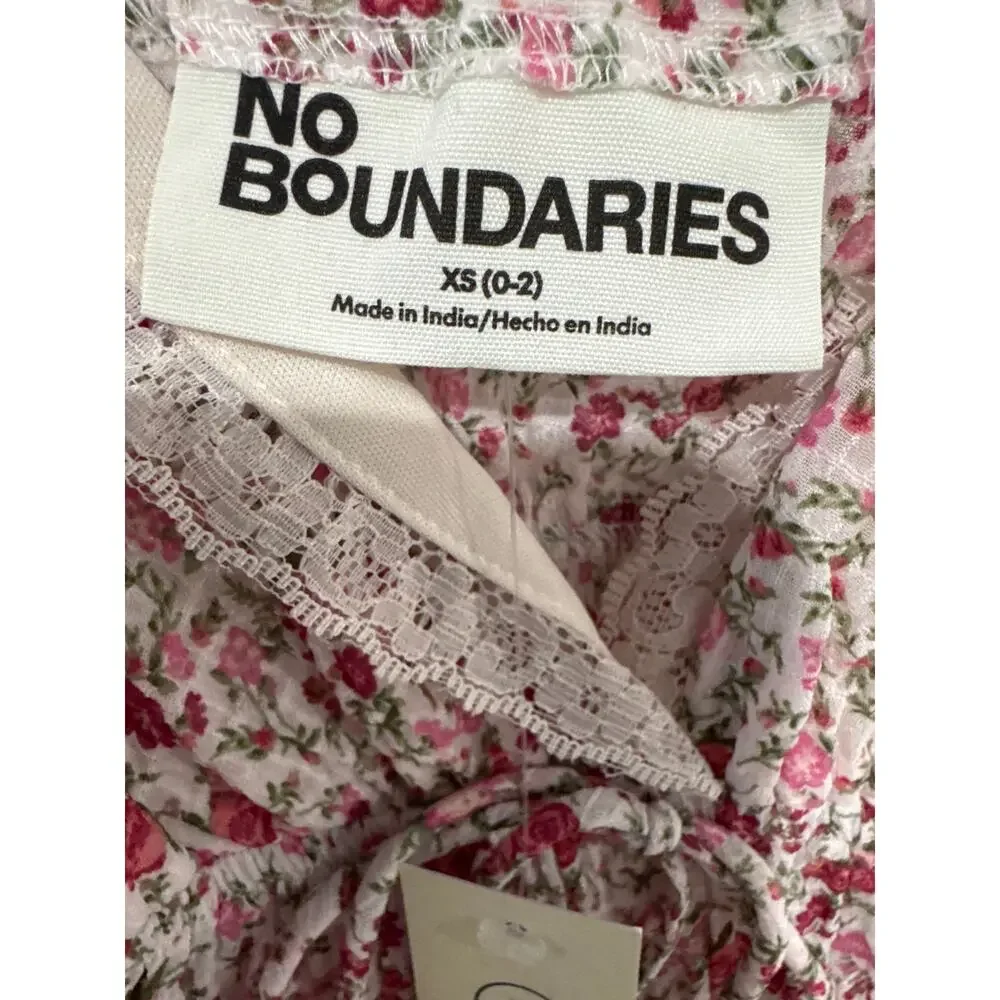 No Boundaries Women's Red Rose Ditsy Cami Top - XS